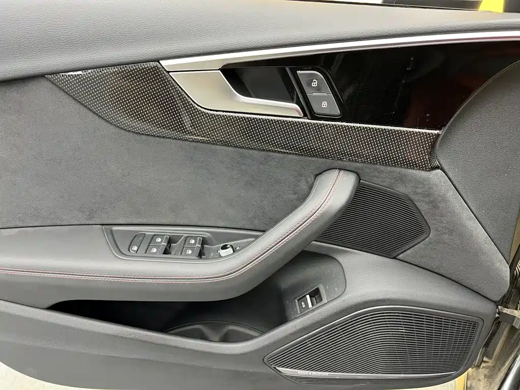 Audi S4 2024 — фото 10