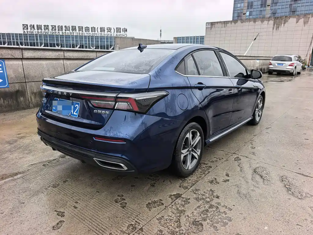 Chery Arrizo 5 PLUS — миниатюра 4