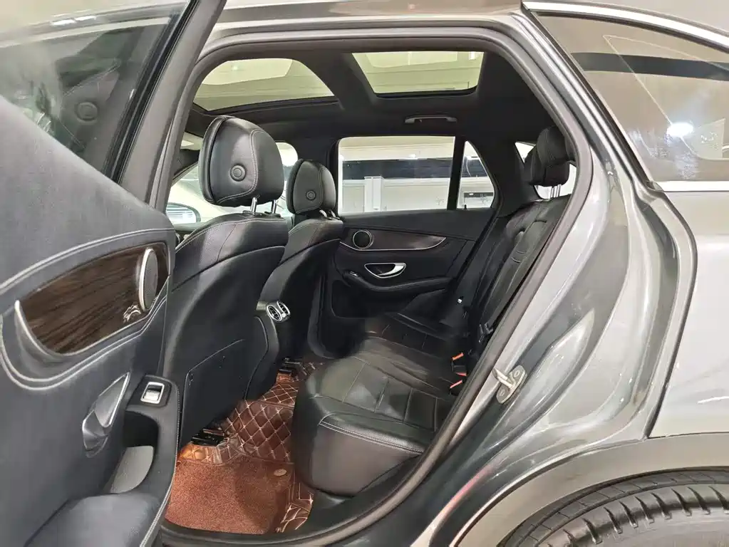 Mercedes-Benz GLC 2016 GLC 260 4MATIC Luxury