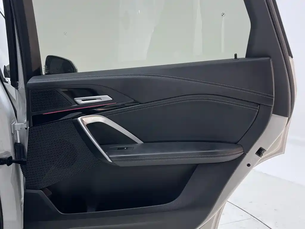 BMW X1 — миниатюра 25