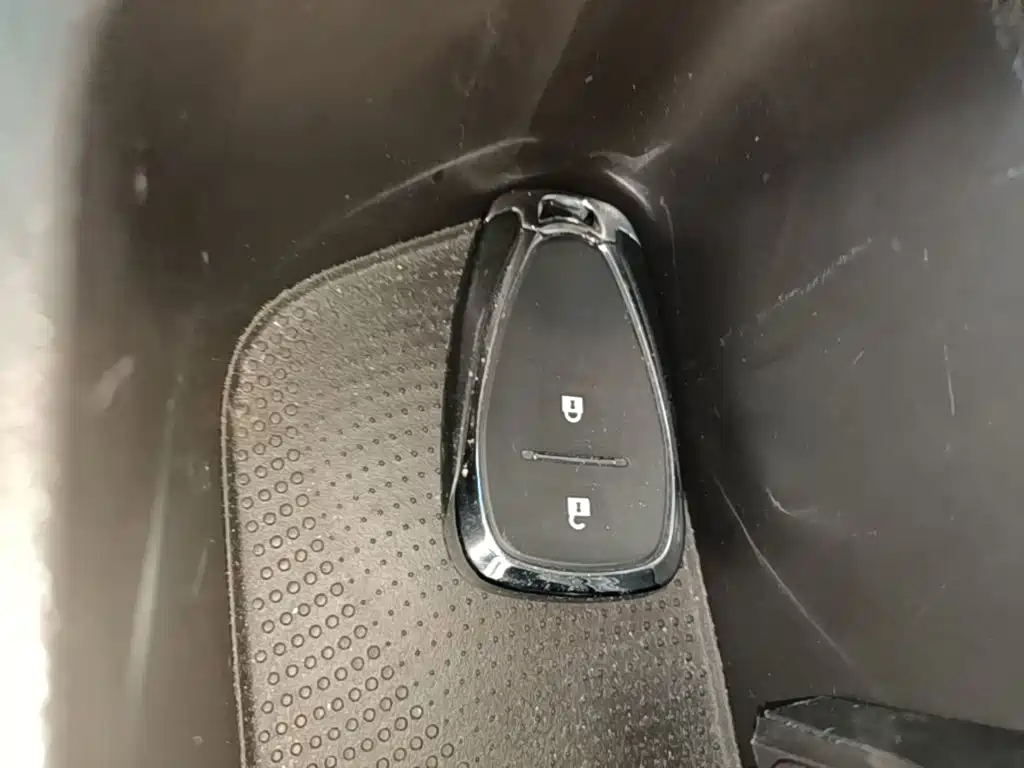 Chevrolet Volando — миниатюра 17