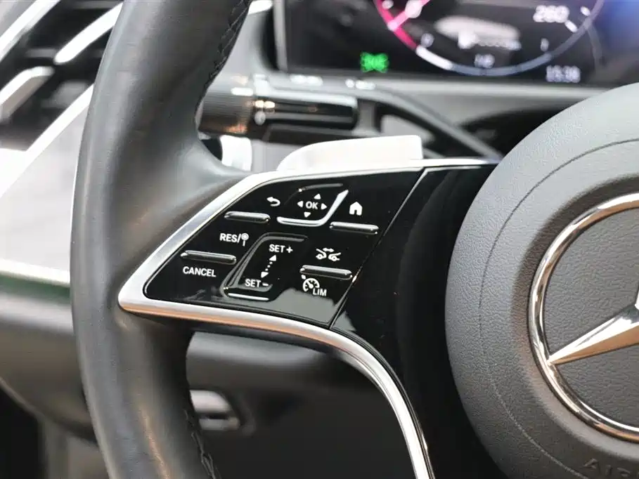 Mercedes-Benz E-Class 2024 Черный из Китая