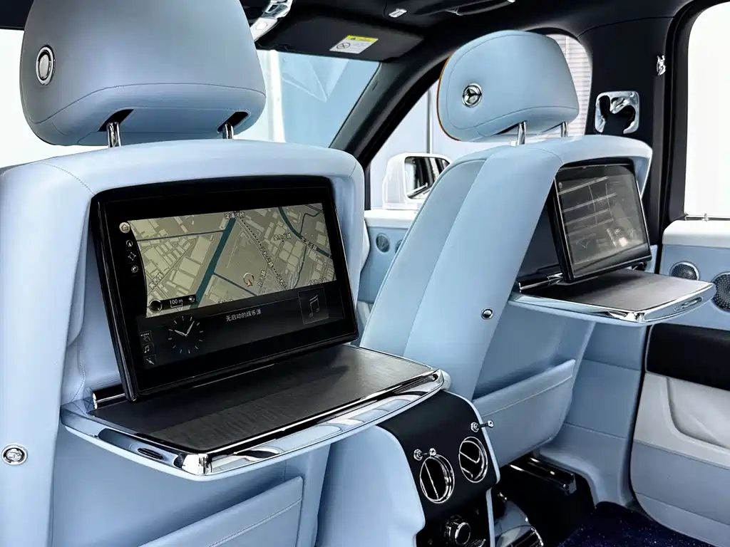 Rolls-Royce Cullinan — миниатюра 29