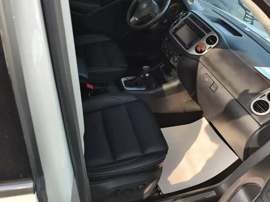 Volkswagen Tiguan — миниатюра 8