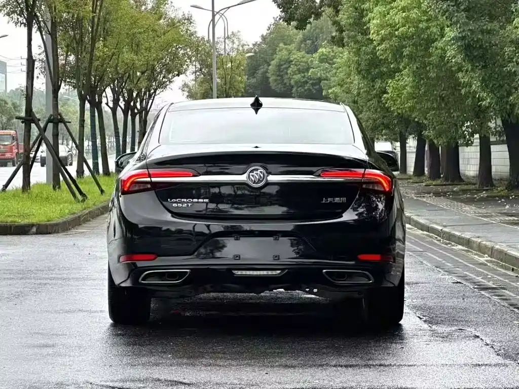 Buick LaCrosse — миниатюра 9
