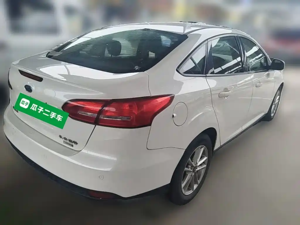 Ford Focus — миниатюра 10