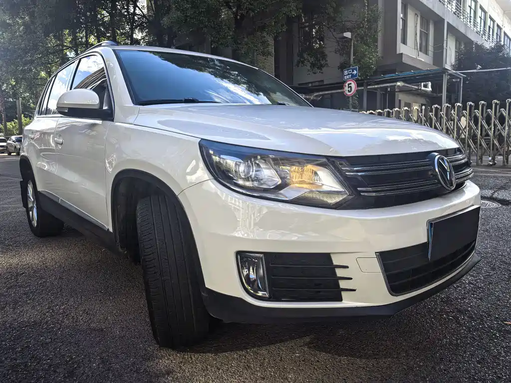 Volkswagen Tiguan — миниатюра 3