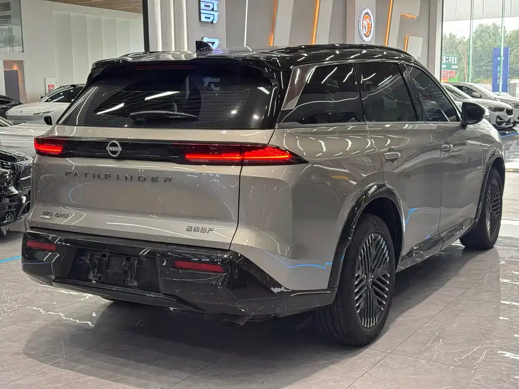 Nissan Teramont — миниатюра 9