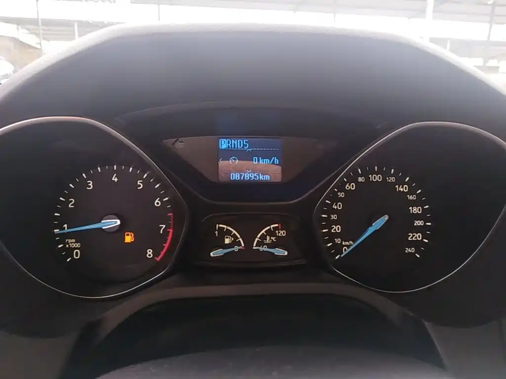 Ford Focus — миниатюра 17
