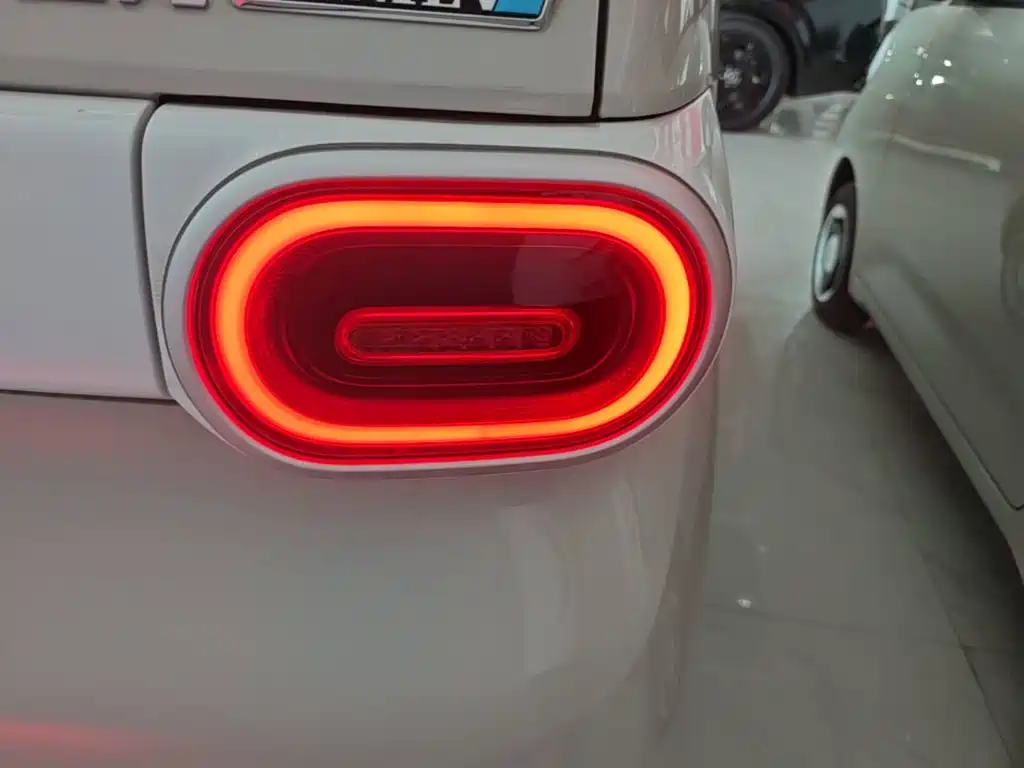 Wuling Mini EV MINIEV 2024 215km