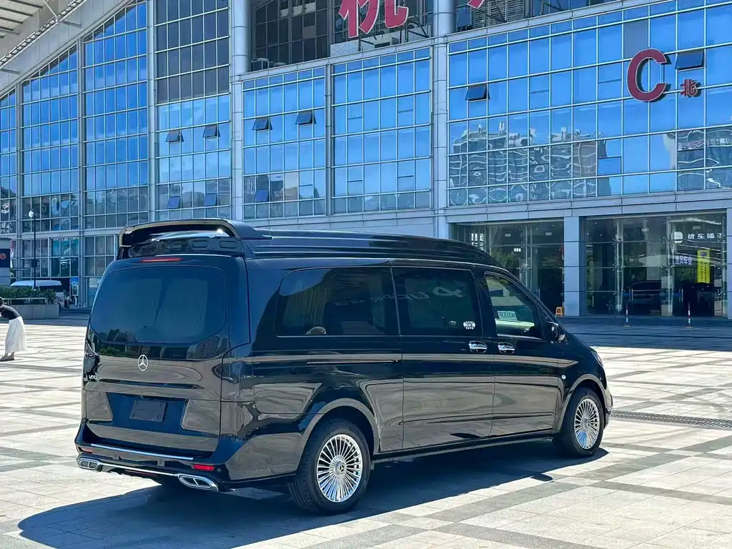 Mercedes-Benz Vito — миниатюра 6