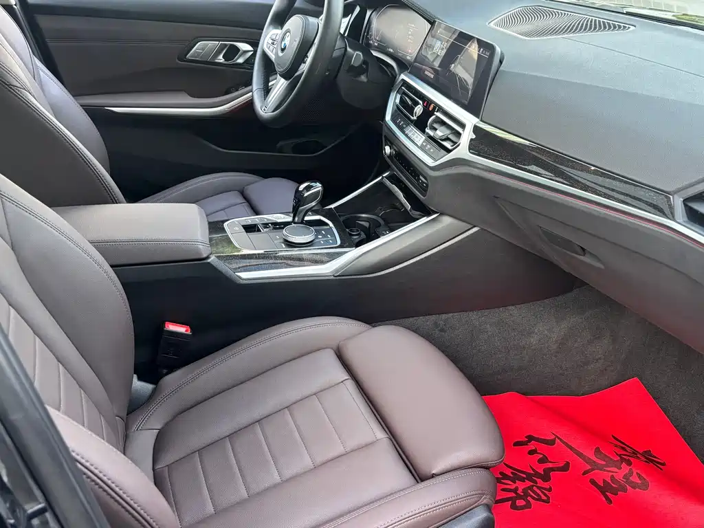 BMW 3 Series — миниатюра 4
