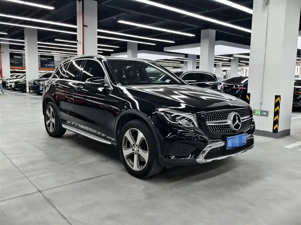 Mercedes-Benz GLC 2016 GLC 260 4MATIC Luxury