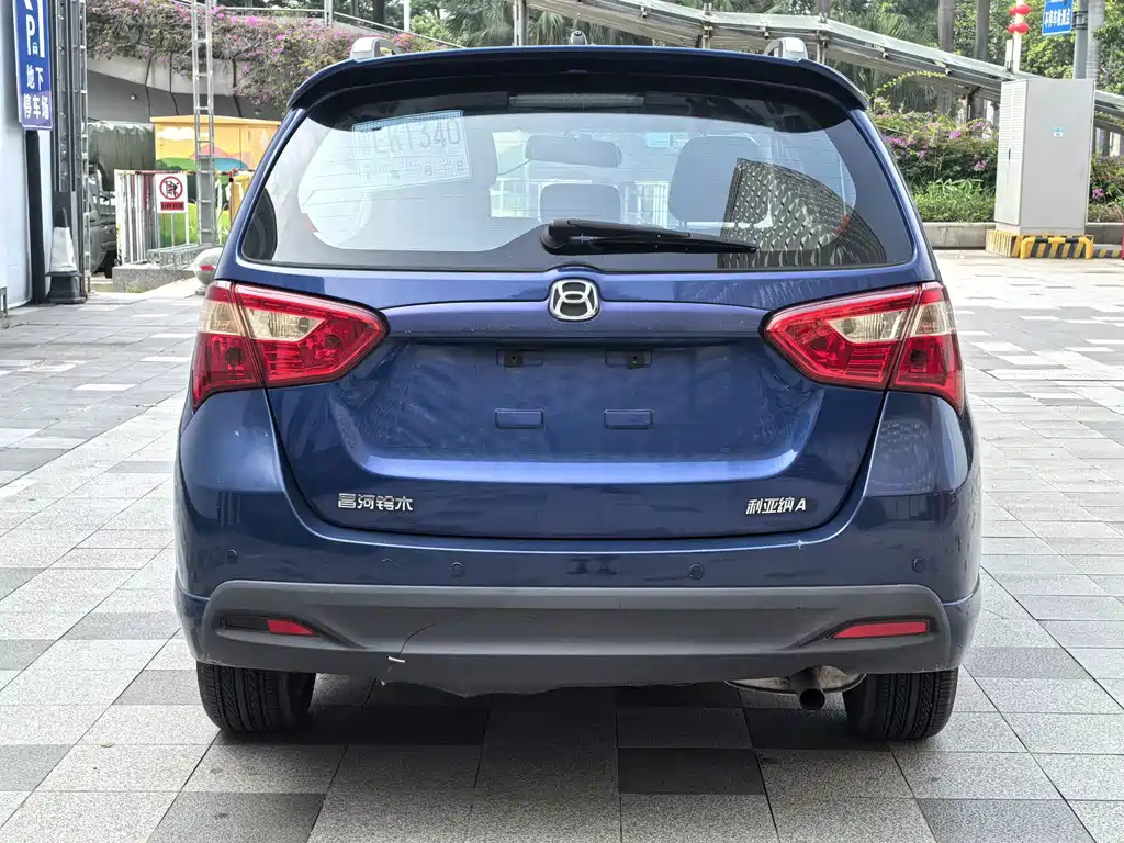 Suzuki Liana A6 — миниатюра 4