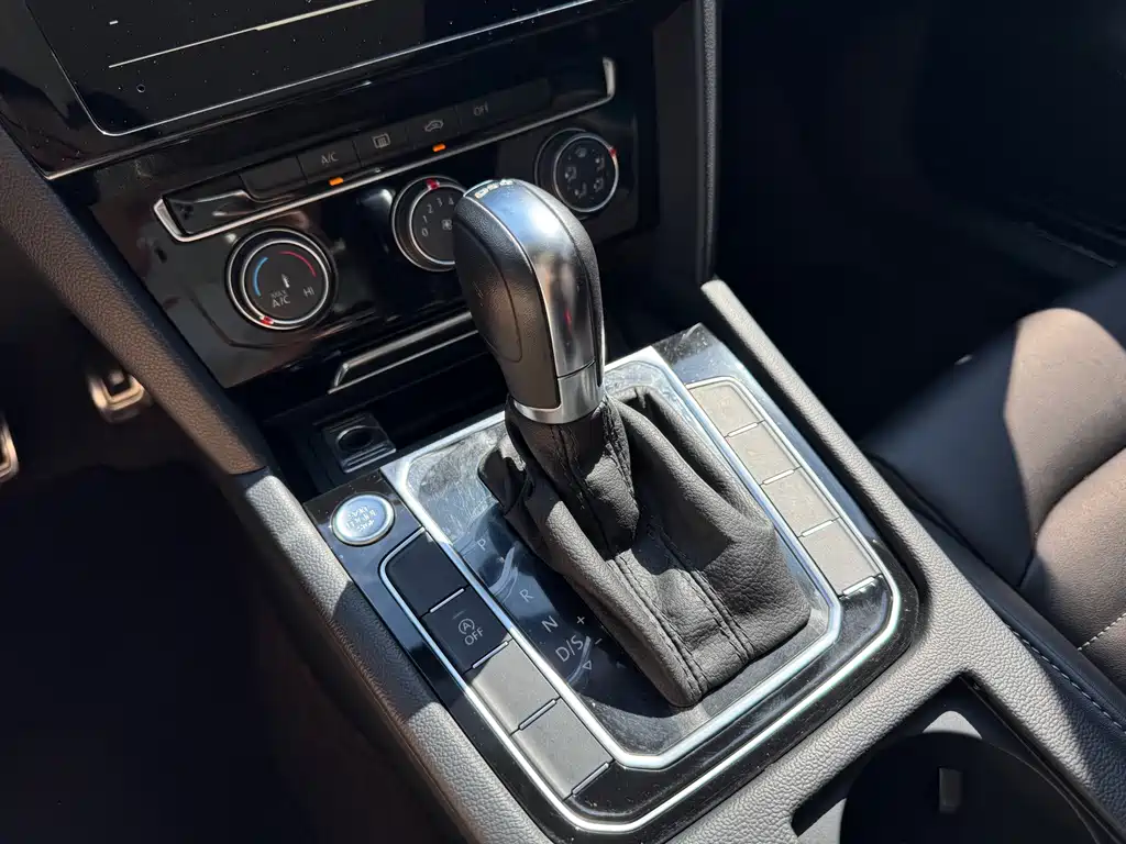 Volkswagen Magotan — миниатюра 11