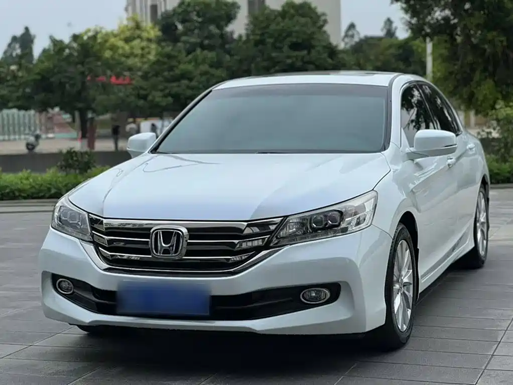 Honda Accord 2015 2.4L EX Luxury