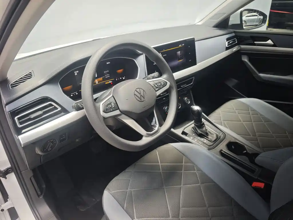 Volkswagen Lavida - фото 10