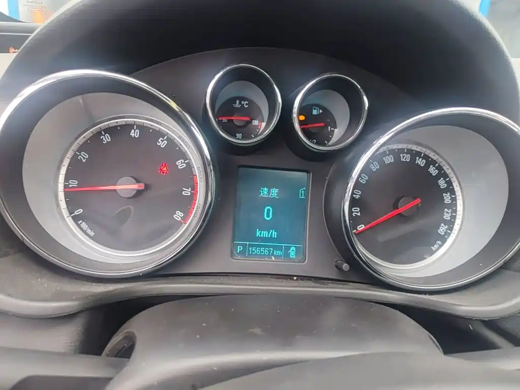 Buick Regal — миниатюра 12