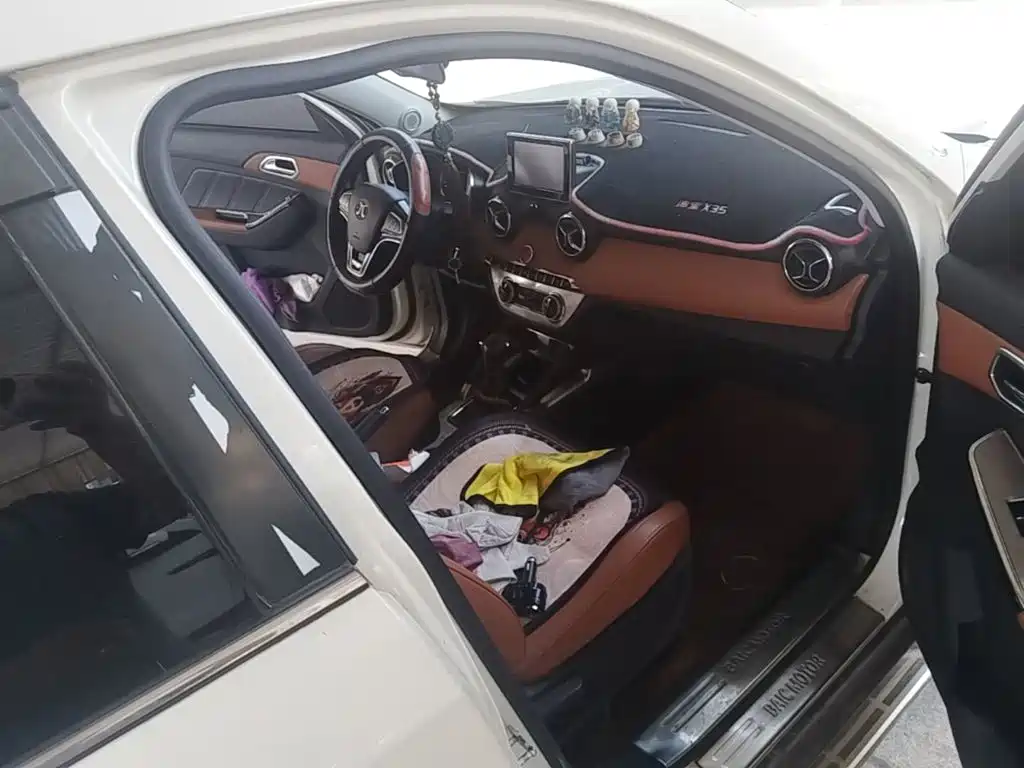 BAIC Senova X35 — миниатюра 9