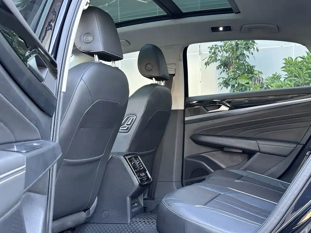 Volkswagen Passat — миниатюра 7