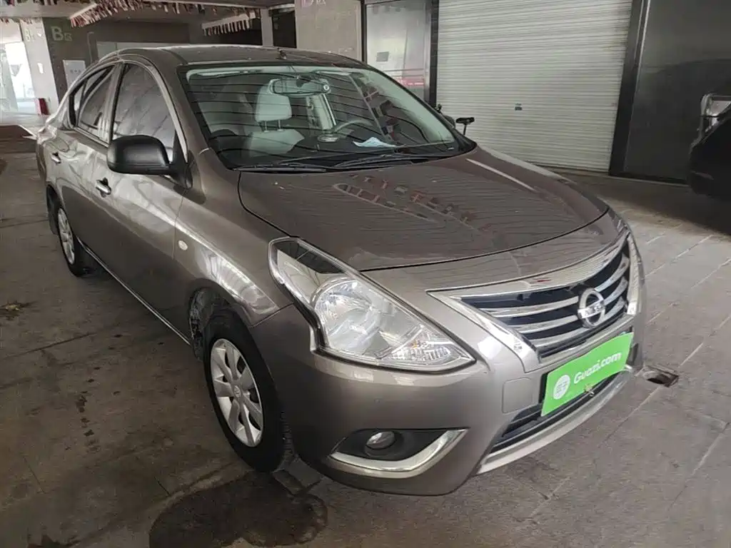 Nissan Sunny 2015 1.5XE MT Comfort