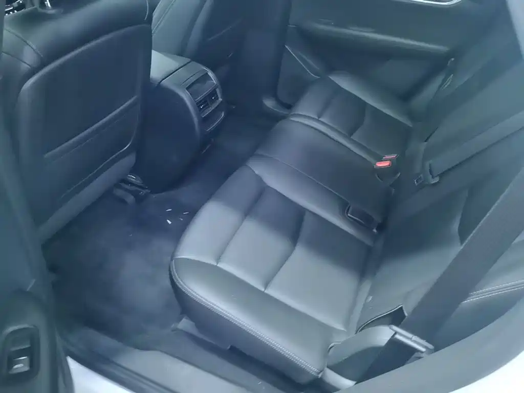 Cadillac XT5 — миниатюра 17