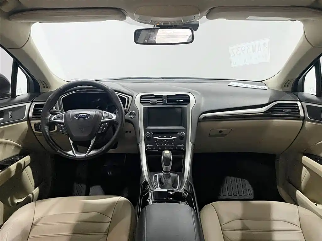 Ford Mondeo 2013 2.0L GTDi200 Luxury