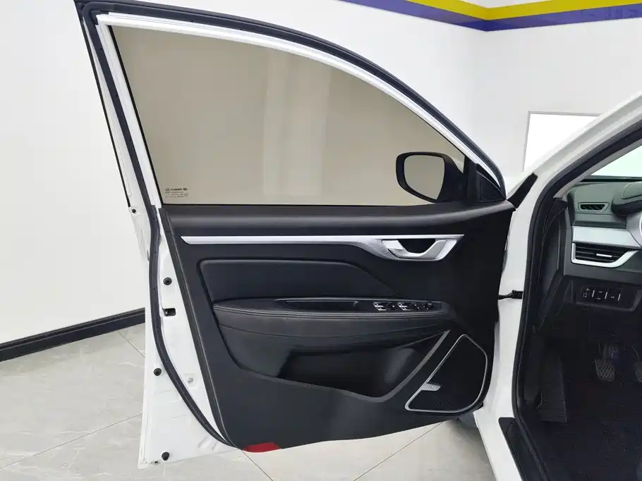 Geely Vision — миниатюра 7