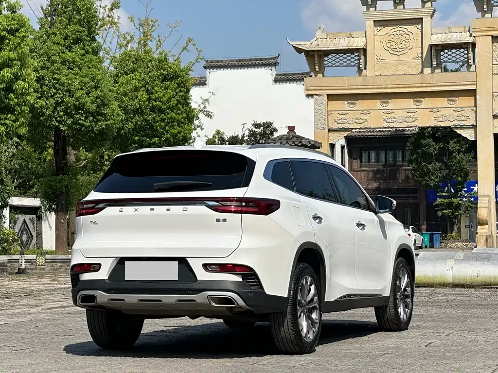 Exeed Lingyun — миниатюра 4