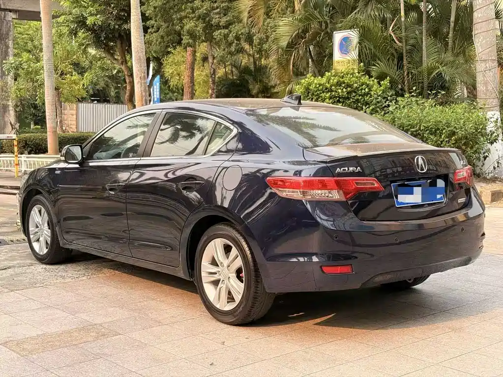 Acura ILX 2013 1.5L Hybrid