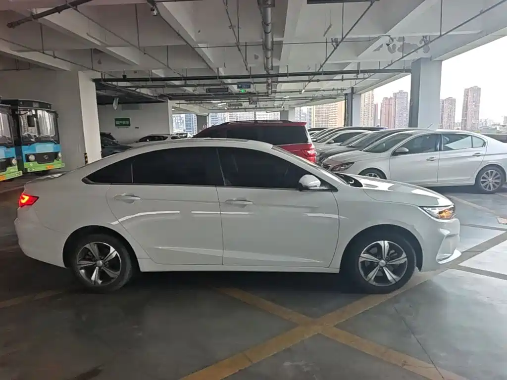 Geely Emgrand GL — миниатюра 26