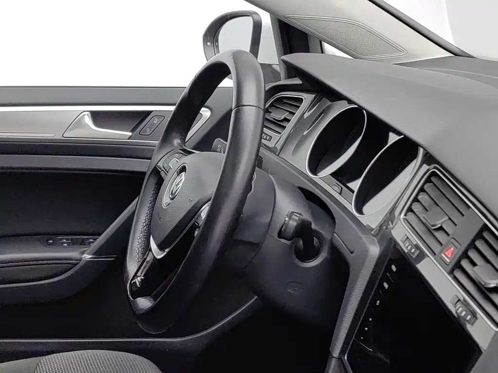 Volkswagen Golf — миниатюра 22