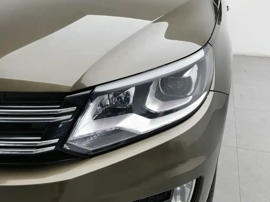 Volkswagen Tiguan — миниатюра 7