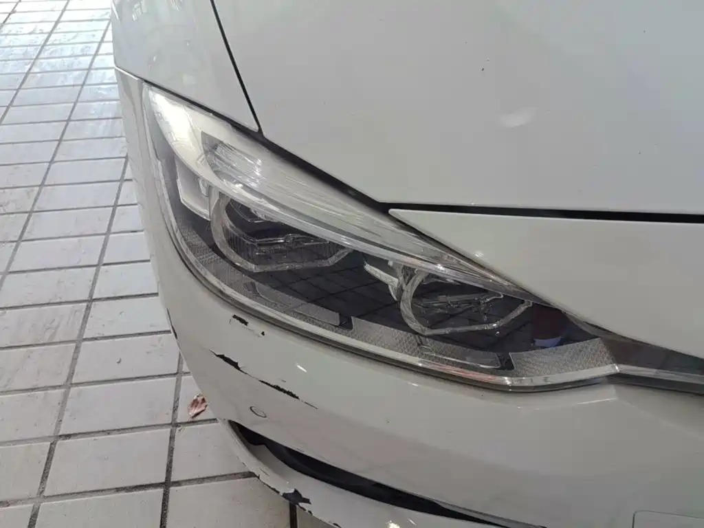 BMW 3 Series — миниатюра 11