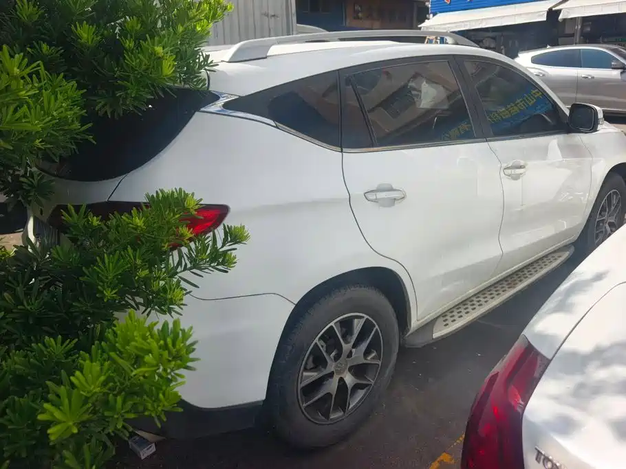 BYD Song — миниатюра 3