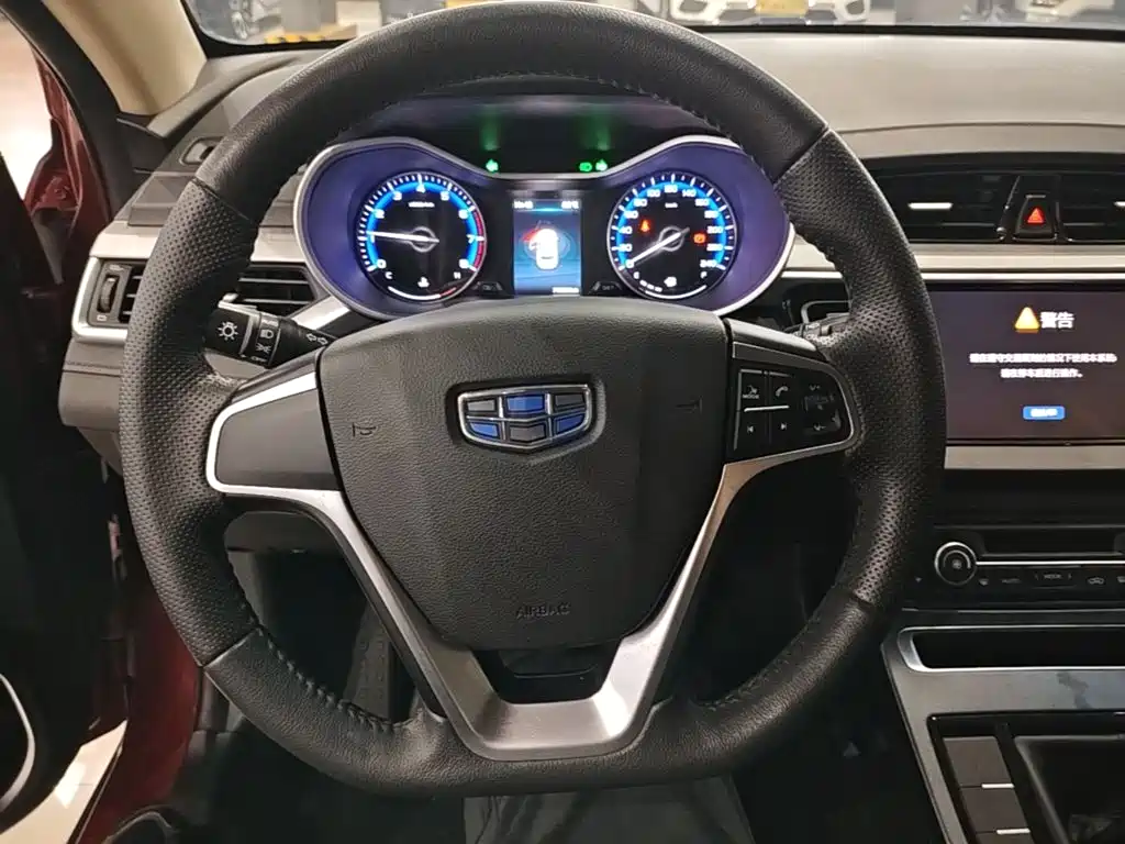 Geely Vision S1 — миниатюра 11