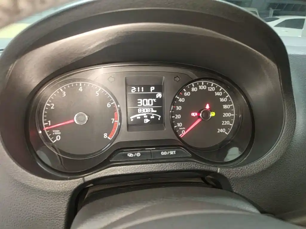 Volkswagen Polo — миниатюра 12