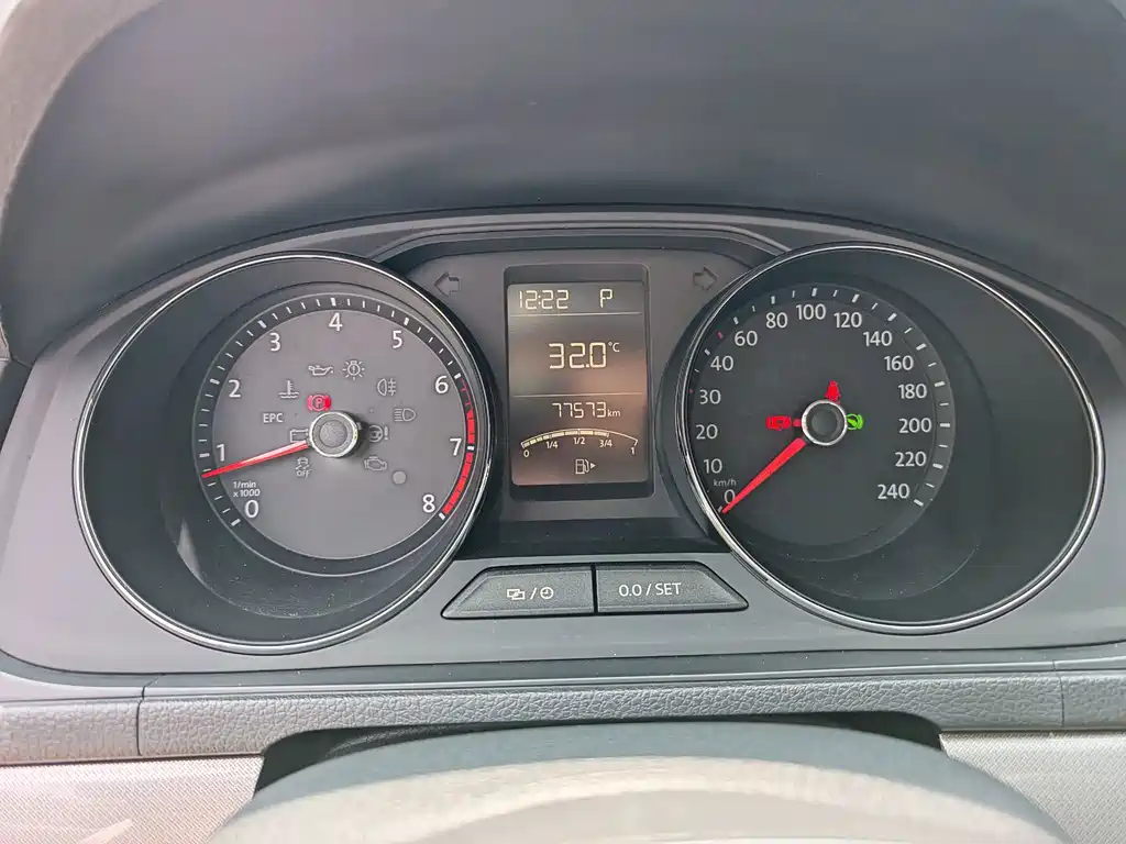 Volkswagen Lavida — миниатюра 5