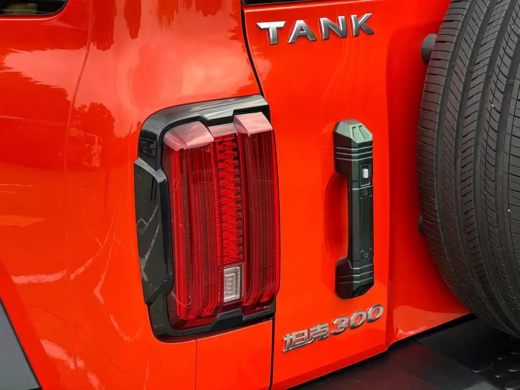Tank Tank 300 — миниатюра 13