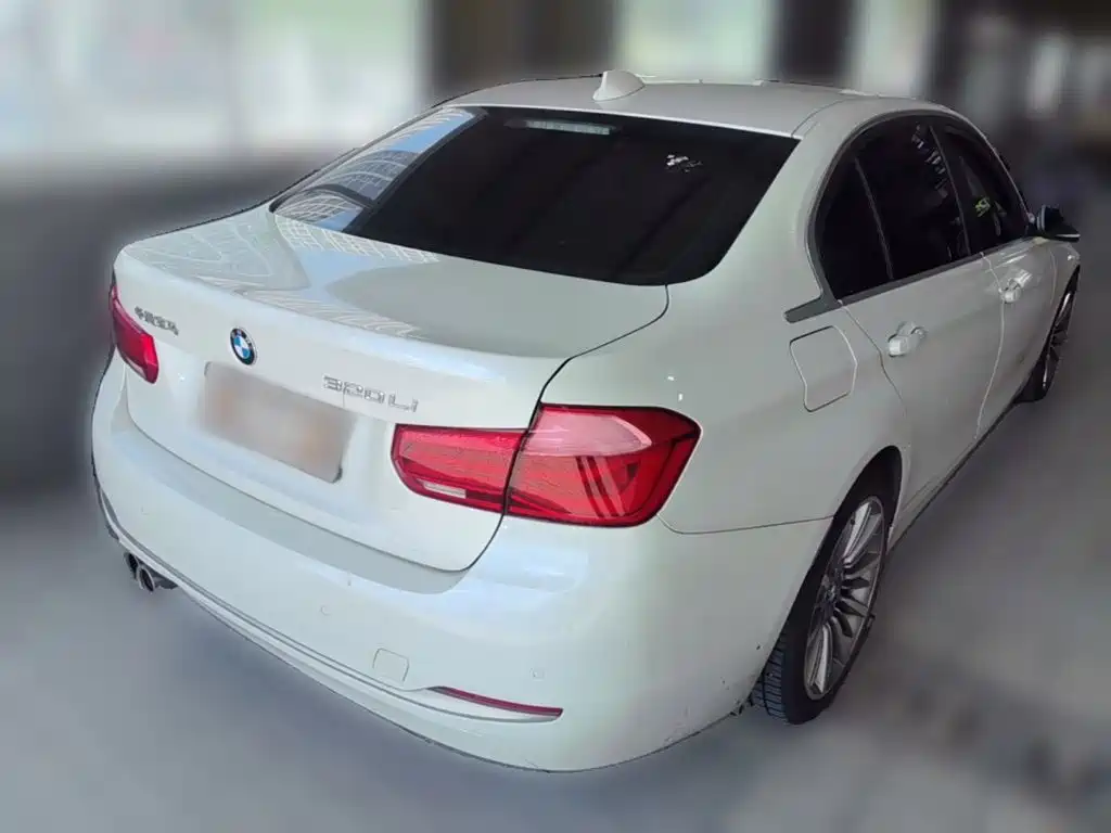 BMW 3 Series — миниатюра 10