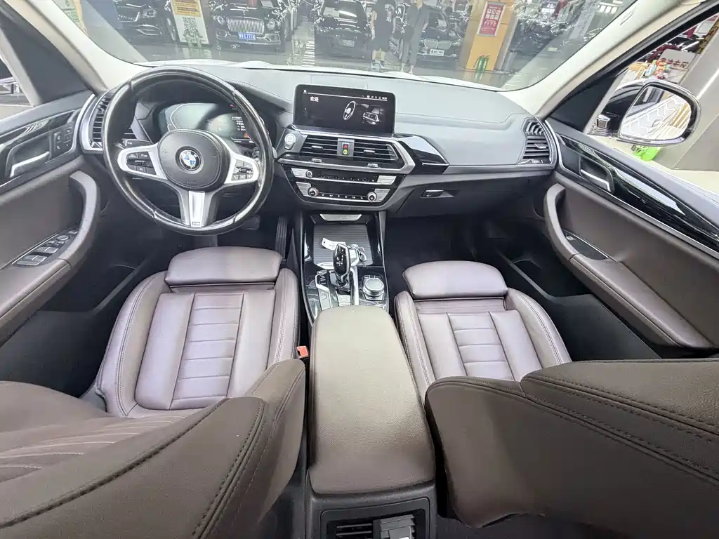 BMW X3 — миниатюра 11