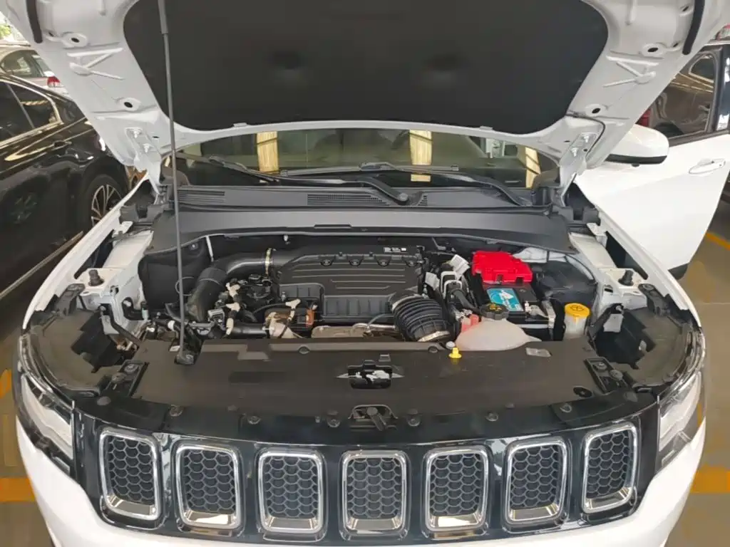 Jeep Compass — миниатюра 20