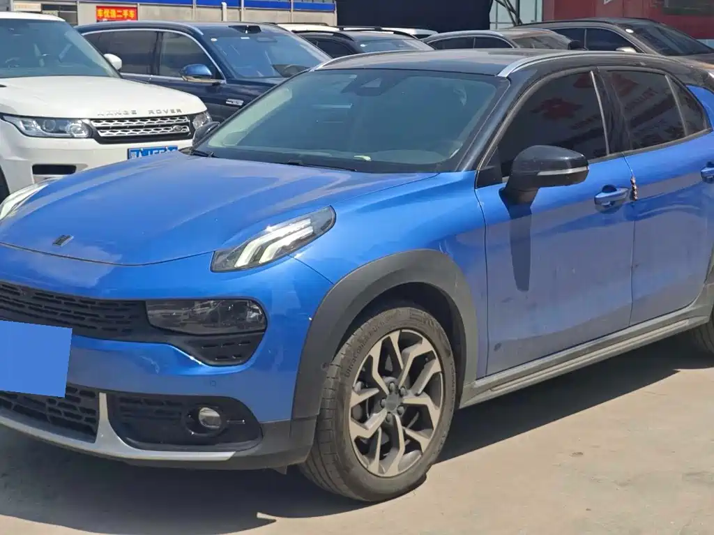 Lynk & Co 02