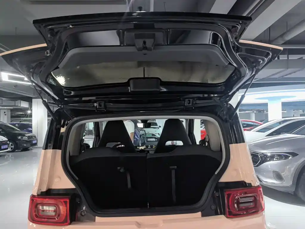 Wuling MINIEV — миниатюра 19