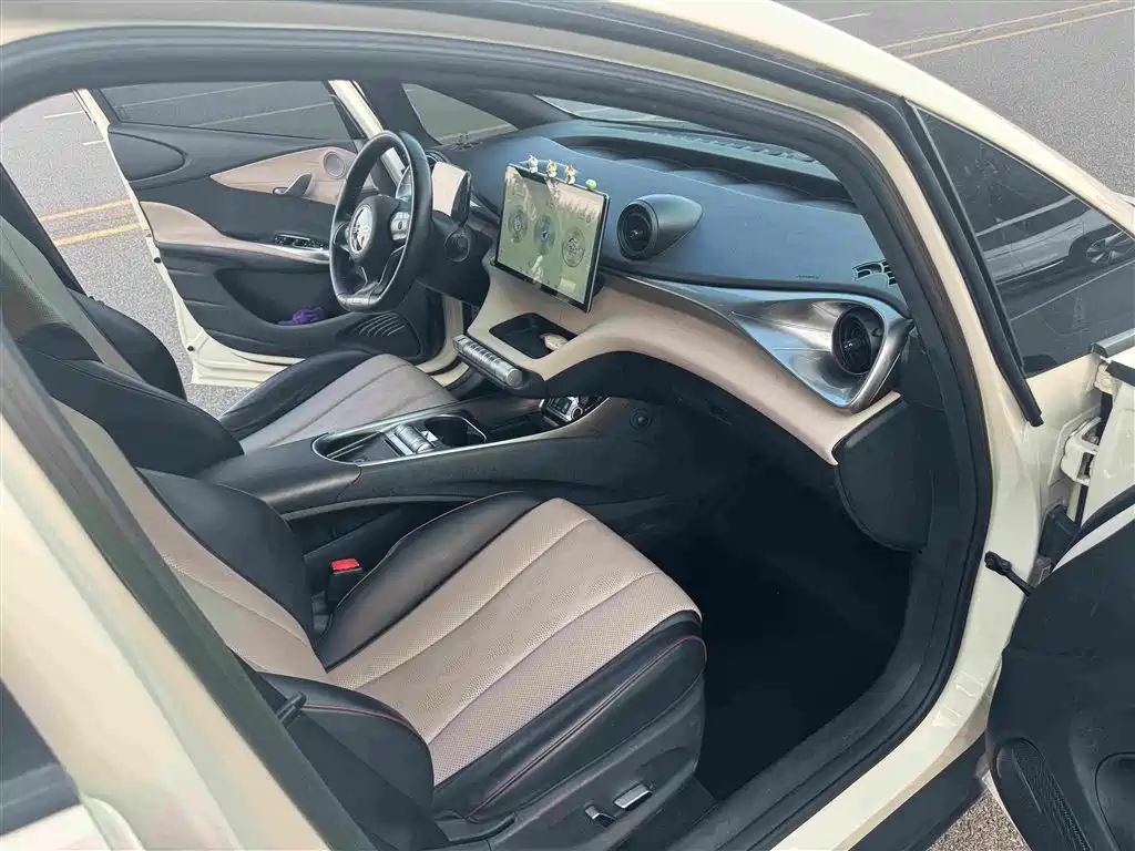 BYD Dolphin — миниатюра 11