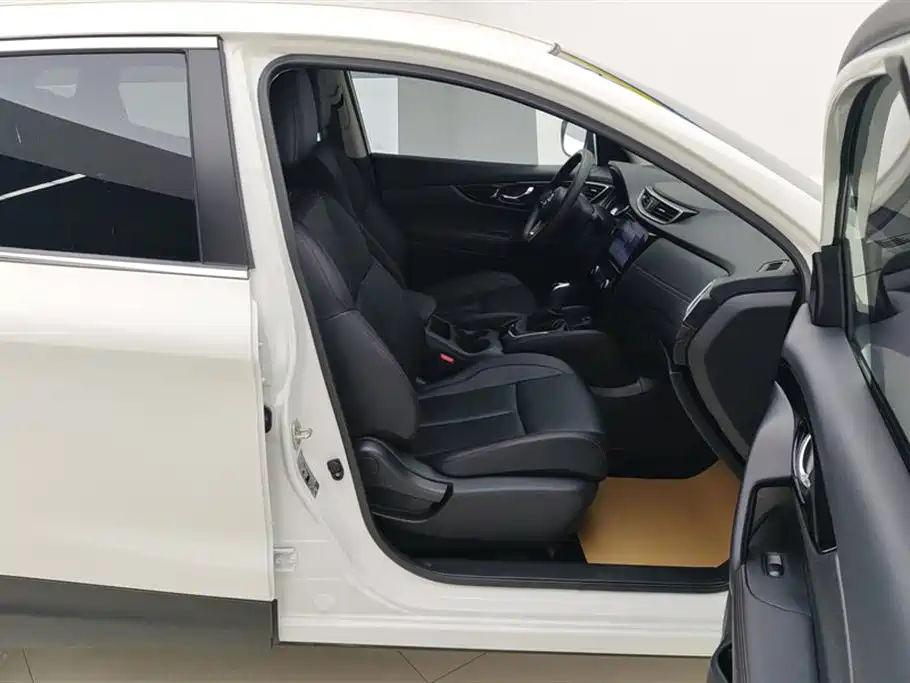 Nissan Qashqai 2024 Белый из Китая