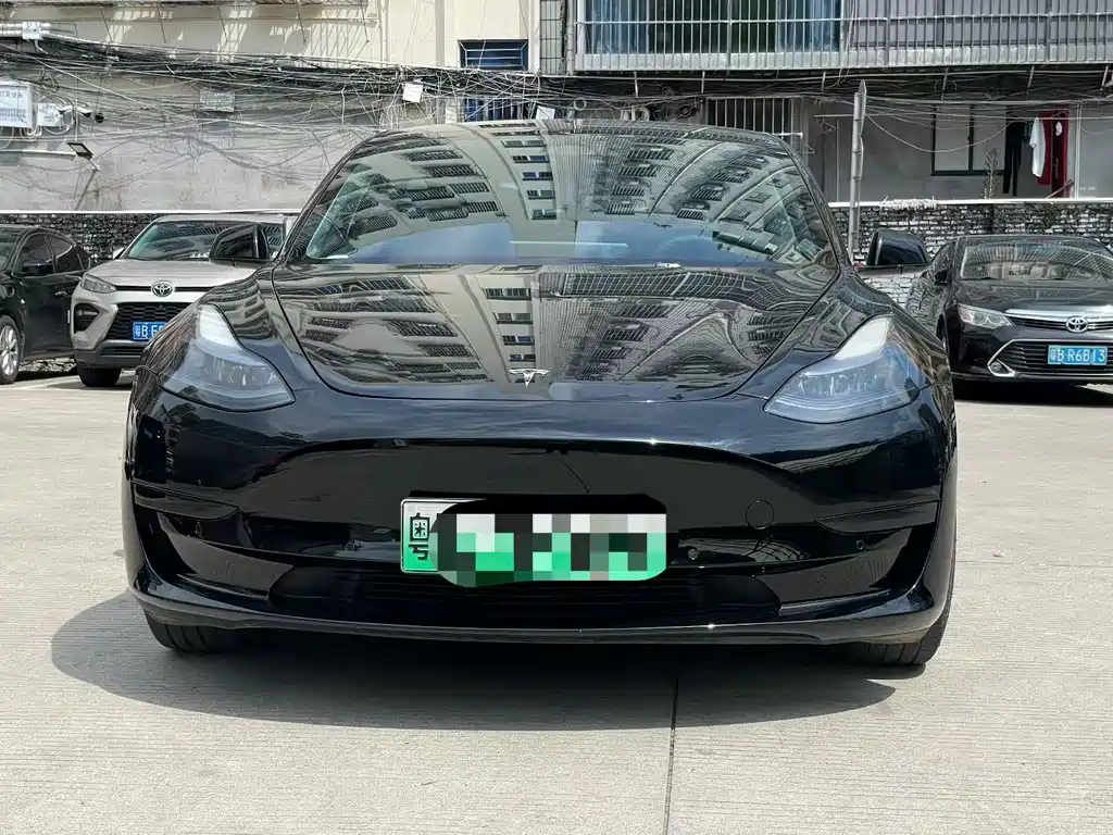 Tesla Model 3 2022 — фото 2