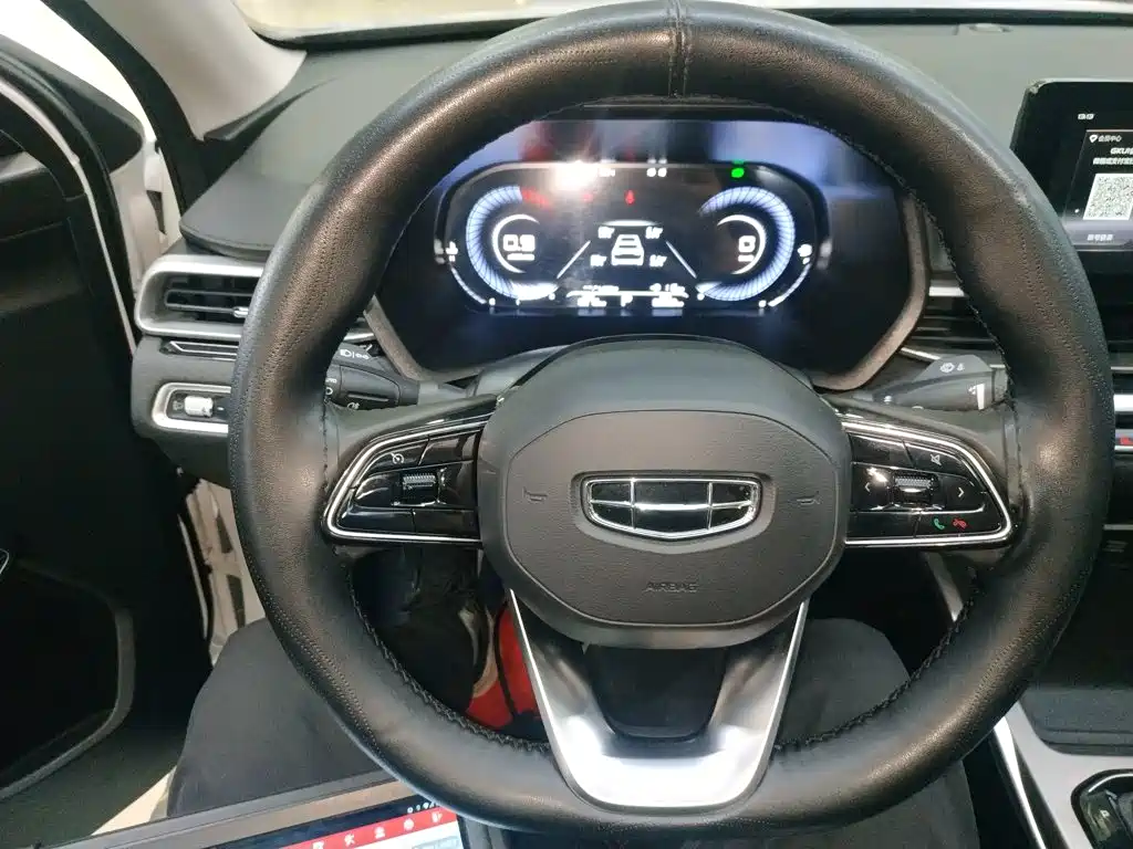 Geely Emgrand — миниатюра 11