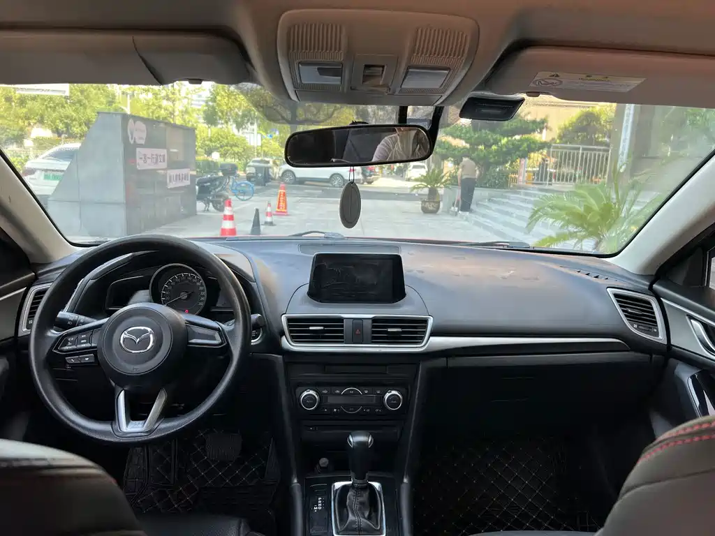 Mazda 3 Axela — миниатюра 9