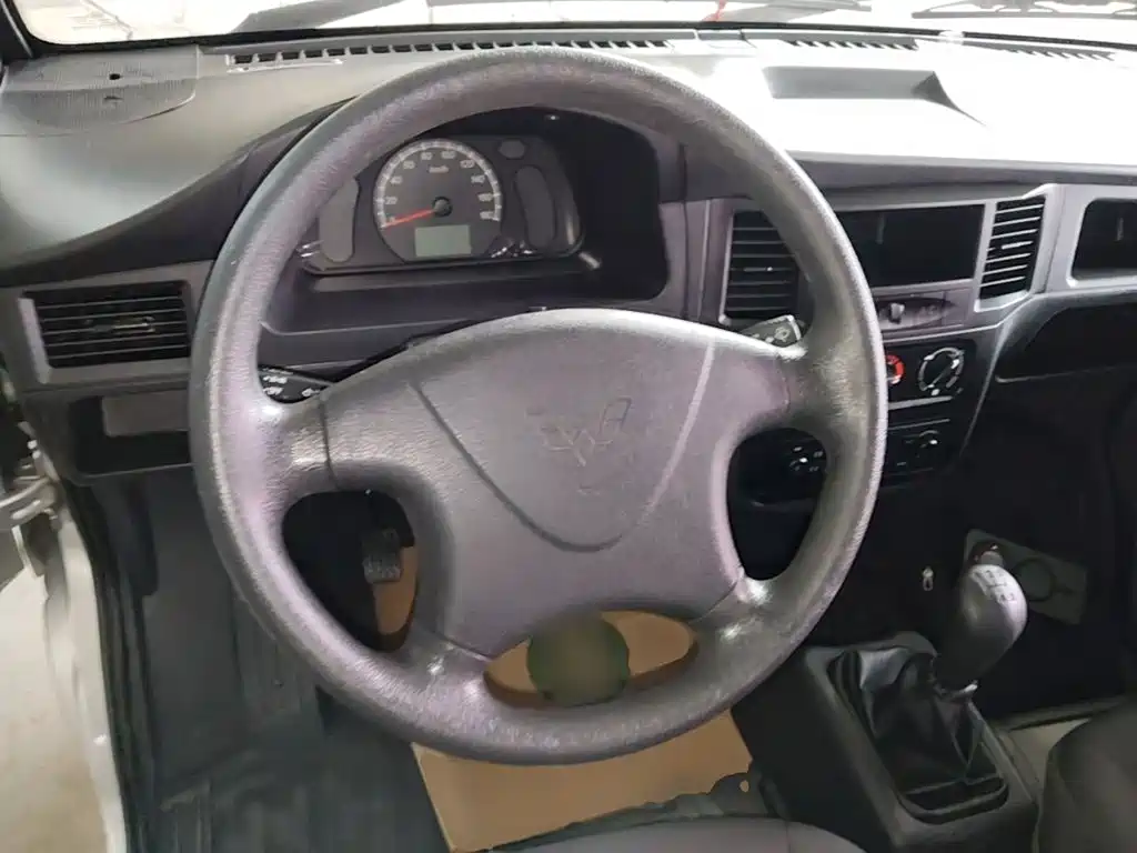 Wuling Zhiguang Mini Truck — миниатюра 11
